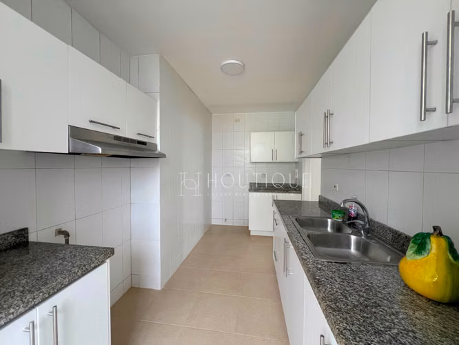 Venta de Apartamento en El Cangrejo – PH Plaza 77 - Imagen 5