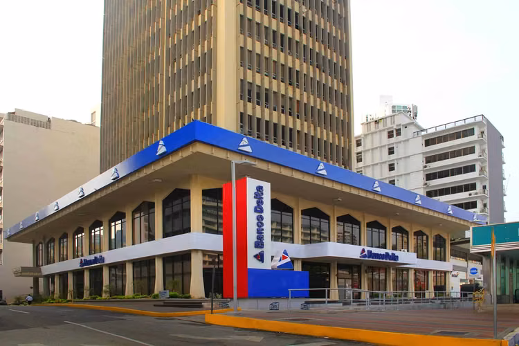 Rental - 124; Full floor - 124; Diagonal al Metro de Panama - 124; Via España