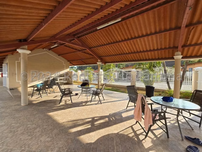 Vendo Casa de 162 m² en PH Monticello 2, Brisas Del Golf 27-931GG - Imagen 3