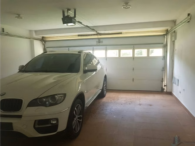 VENTA CASA EN EMBASSY GARDENS CON PISCINA EN CLAYTON 4 REC 550M2 - Imagen 12