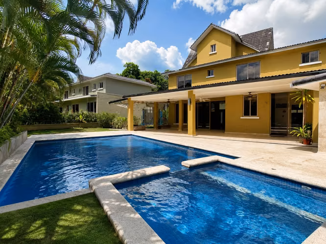 VENTA CASA EN EMBASSY GARDENS CON PISCINA EN CLAYTON 4 REC 550M2 - Imagen 3