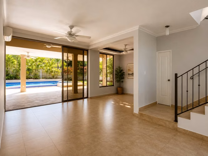 VENTA CASA EN EMBASSY GARDENS CON PISCINA EN CLAYTON 4 REC 550M2 - Imagen 4
