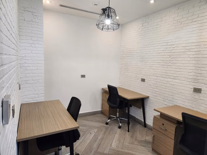 Oficinas Privadas desde $350 | Planta Baja junto al Metro Iglesia del Carmen – MetroHub Cowork