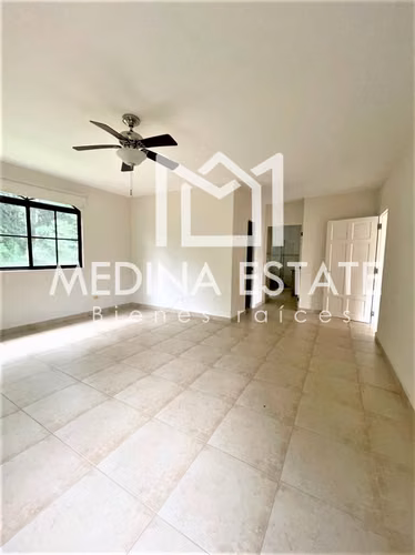 ALQUILER  EXCLUSIVA CASA EN ESQUINA EN CLAYTON VILLAGE CON JARDIN GRANDE - Imagen 15