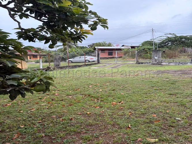 LAND FOR SALE IN CHORRERA DDB27-1167
