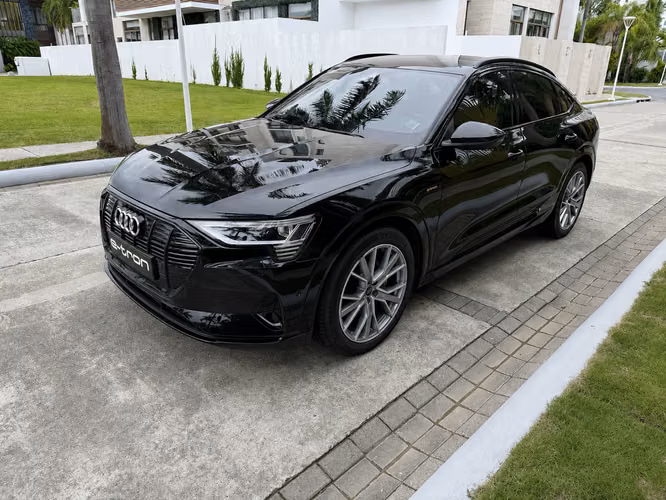 VENDO AUDI E-TRON