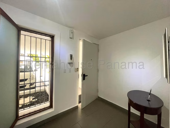 VENTA DE CASA EN OBARRIO  - Calle 61