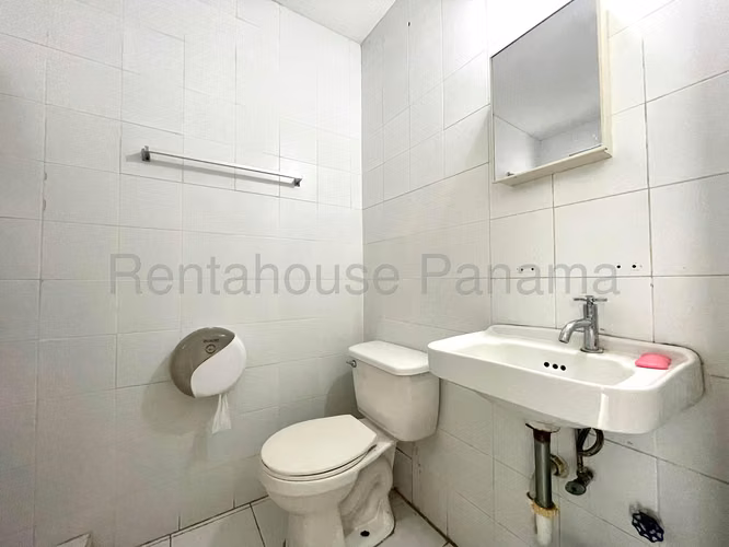 VENTA DE CASA EN OBARRIO  - Calle 61