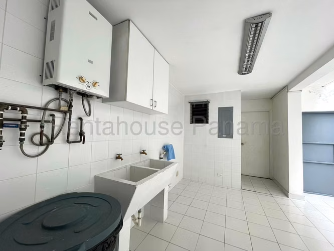 VENTA DE CASA EN OBARRIO  - Calle 61