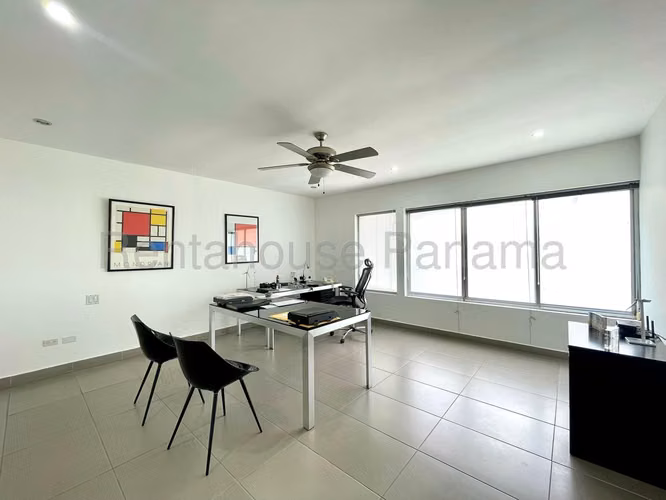 VENTA DE CASA EN OBARRIO  - Calle 61