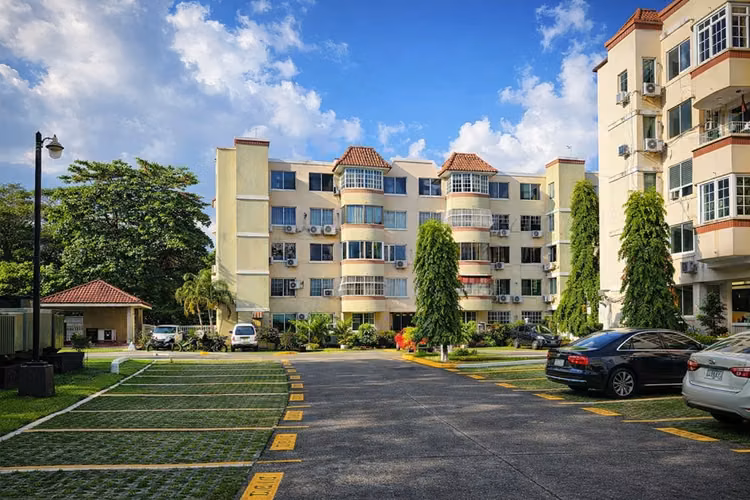 COSTA DEL ESTE APARTAMENT