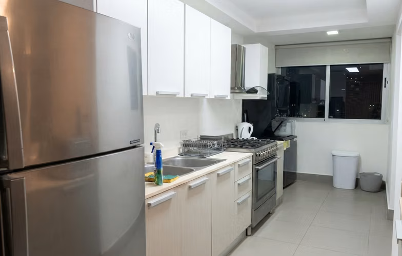 Apartamento en Bella vista I amoblado I 3 Rec I con balcón y vista a la ciudad - Imagen 3