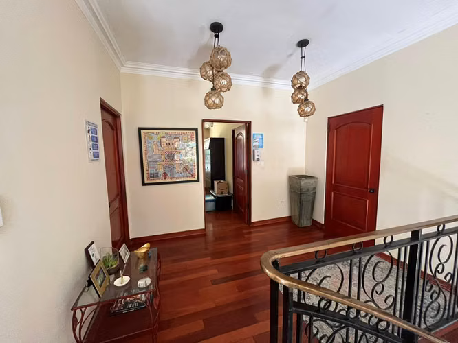 Casa en Diablo I 375 M² y remodelada - Imagen 8
