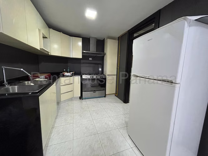 Alquiler Apartamento Los Angeles - YD - Imagen 5