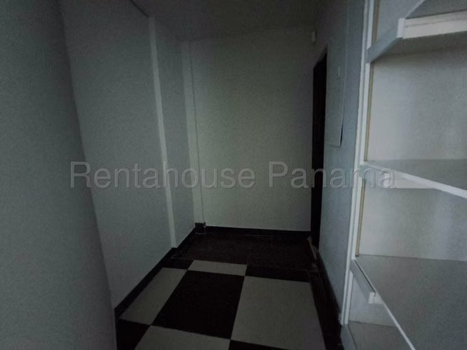 Local Comercial en Alquiler en Costa del Este YM - Imagen 8