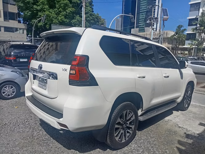 Toyota Land Cruiser Prado 2022 - Imagen 4