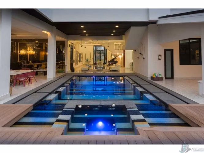 MANSION FOR RENT WITH POOL IN COSTA DEL ESTE 5 BEDROOMS 1200M2