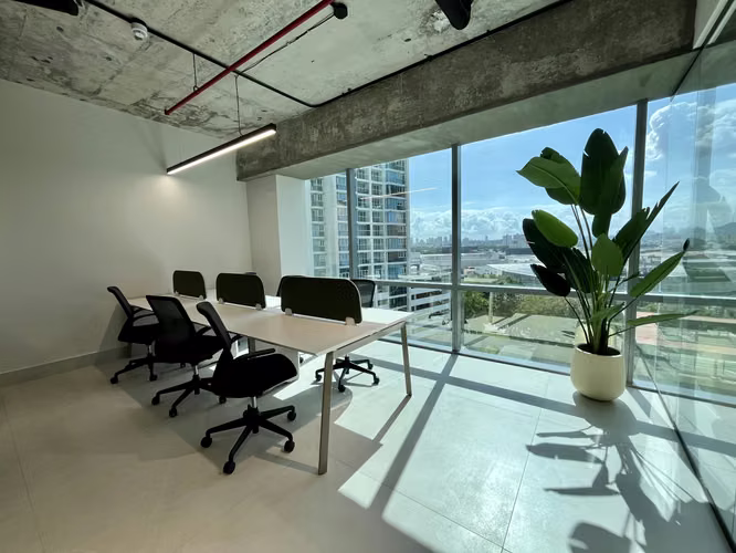 Oficina Comercial Amoblada de 130 m² – Financial Park, Costa del Este - Imagen 4