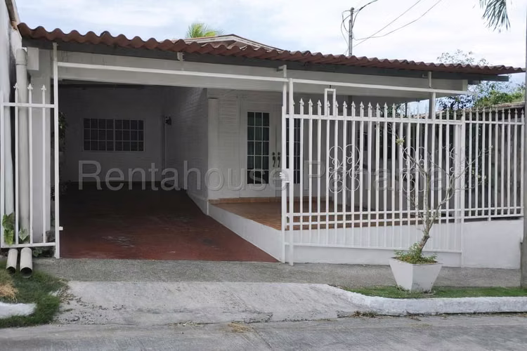 House for Sale in Villa Zaita YM