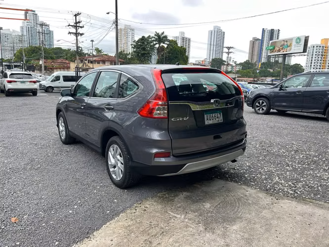 HONDA CR-V  SUPER AUTOS ACEPTAMOS TRADE IN - Imagen 6