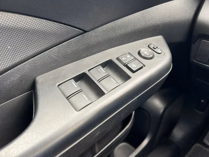 HONDA CR-V  SUPER AUTOS ACEPTAMOS TRADE IN - Imagen 14