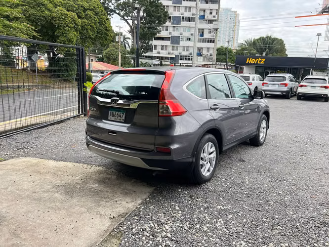 HONDA CR-V  SUPER AUTOS ACEPTAMOS TRADE IN - Imagen 5