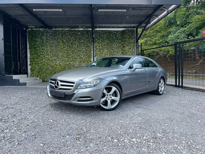 MERCEDES-BENZ CLS 350 SUPER AUTOS ACEPTAMOS TRADE IN