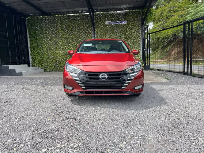 NISSAN VERSA SUPER AUTOS ACEPTAMOS TRADE IN - Imagen 4