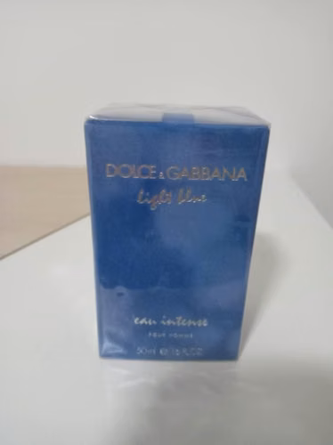 Perfume Dolce Gabbana light Blue