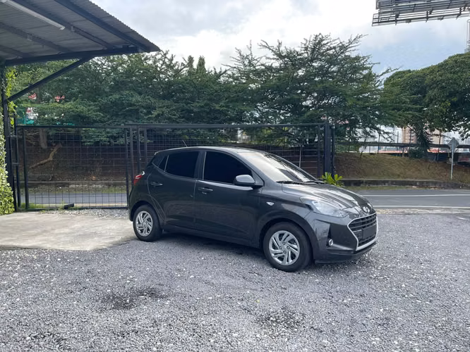 HYUNDAI GRAND i10 SUPER AUTOS ACEPTAMOS TRADE IN - Imagen 3