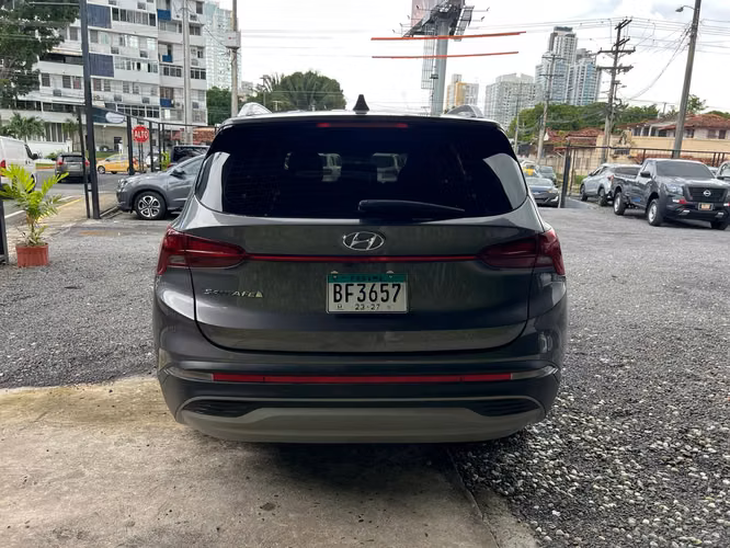 HYUNDAI SANTA FE  SUPER AUTOS ACEPTAMOS TRADE IN - Imagen 6
