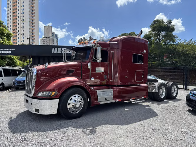 PETERBILT 386 SUPER AUTOS ACEPTAMOS TRADE IN