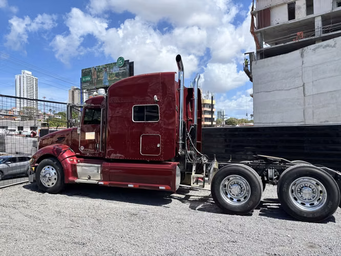 PETERBILT 386 SUPER AUTOS ACEPTAMOS TRADE IN - Imagen 19