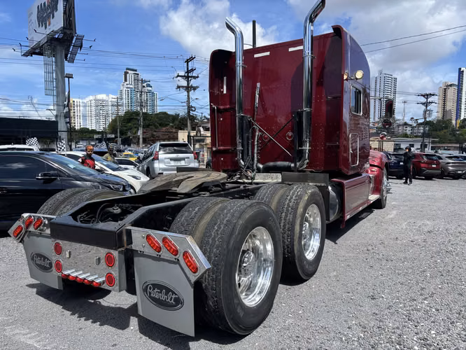 PETERBILT 386 SUPER AUTOS ACEPTAMOS TRADE IN - Imagen 23
