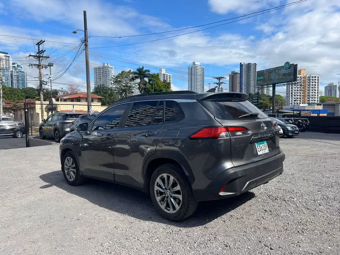 TOYOTA COROLLA CROSS  SUPER AUTOS ACEPTAMOS TRADE IN - Imagen 13