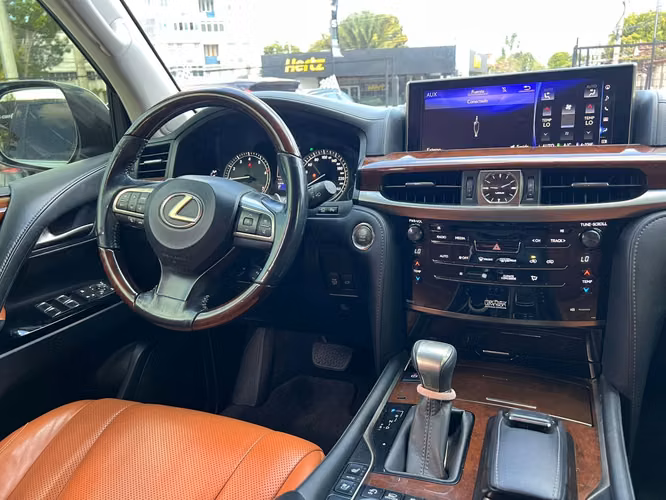 LEXUS LX570 SUPER AUTOS ACEPTAMOS TRADE IN - Imagen 8