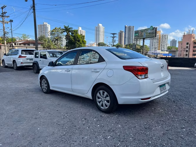 HYUNDAI VERNA SUPER AUTOS ACEPTAMOS TRADE IN - Imagen 7