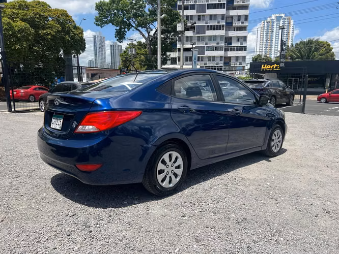 HYUNDAI ACCENT SUPER AUTOS ACEPTAMOS TRADE IN - Imagen 9