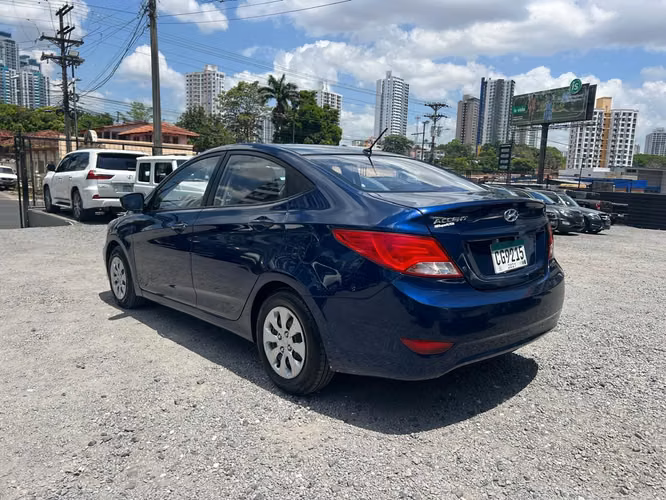 HYUNDAI ACCENT SUPER AUTOS ACEPTAMOS TRADE IN - Imagen 7