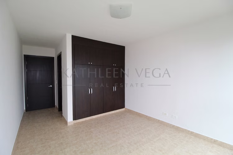 Apartamento de 3 habitaciones en PH Titanium Costa del Este - Imagen 8
