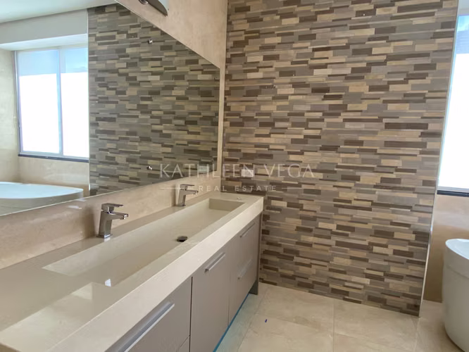 Apartamento en aqluiler con hermosa vista al mar en P.H. Matisse Costa del Este - Imagen 7