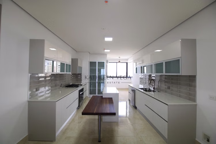 Apartamento frente al mar en PH Matisse, Costa del Este - Imagen 5