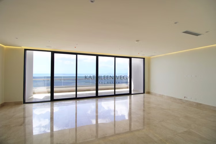 Apartamento frente al mar en PH Matisse, Costa del Este