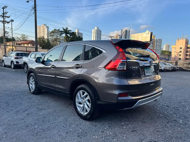 HONDA CR-V  SUPER AUTOS ACEPTAMOS TRADE IN - Imagen 4