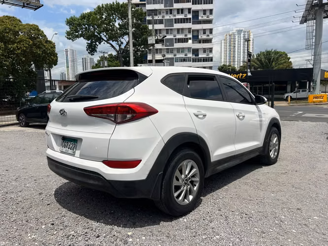 HYUNDAI TUCSON  SUPER AUTOS ACEPTAMOS TRADE IN - Imagen 13