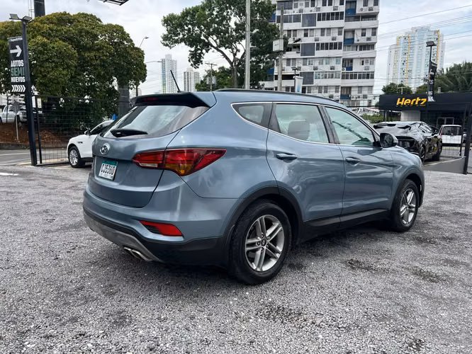 HYUNDAI SANTA FE  SUPER AUTOS ACEPTAMOS TRADE IN - Imagen 10
