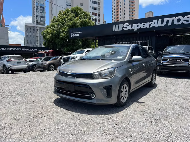 KIA SOLUTO  SUPER AUTOS ACEPTAMOS TRADE IN