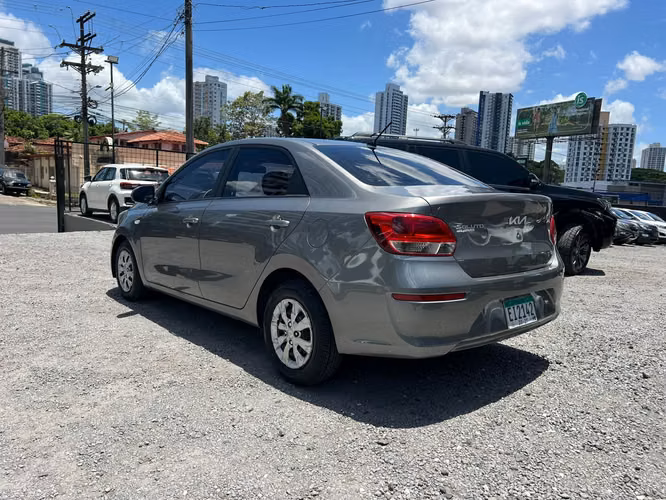 KIA SOLUTO  SUPER AUTOS ACEPTAMOS TRADE IN