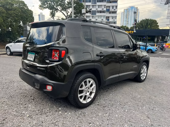 JEEP RENAGADE  SUPER AUTOS ACEPTAMOS TRADE IN - Imagen 8