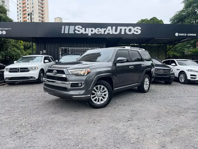 TOY0TA 4RUNNER ACEPTAMOS TRADE IN SUPER AUTOS